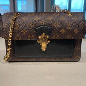 LOUIS VUITTON Monogram Victoire Black